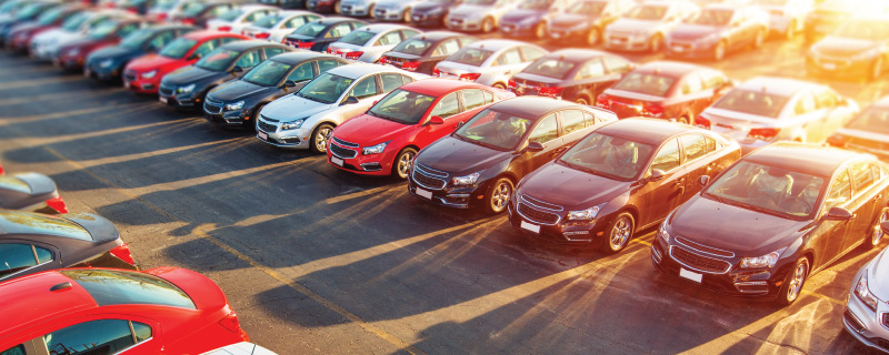 Diminuição nas taxas de juros aumenta a venda de veículos