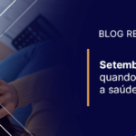 Dívidas e saúde mental: o alerta do Setembro Amarelo que também mora no bolso Pessoa com as mãos na cabeça e título “Setembro Amarelo: quando as dívidas afetam a saúde mental.
